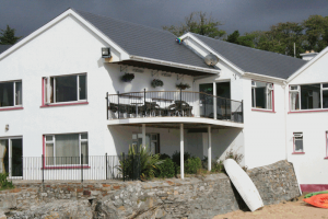 The Stores Olde World Bar